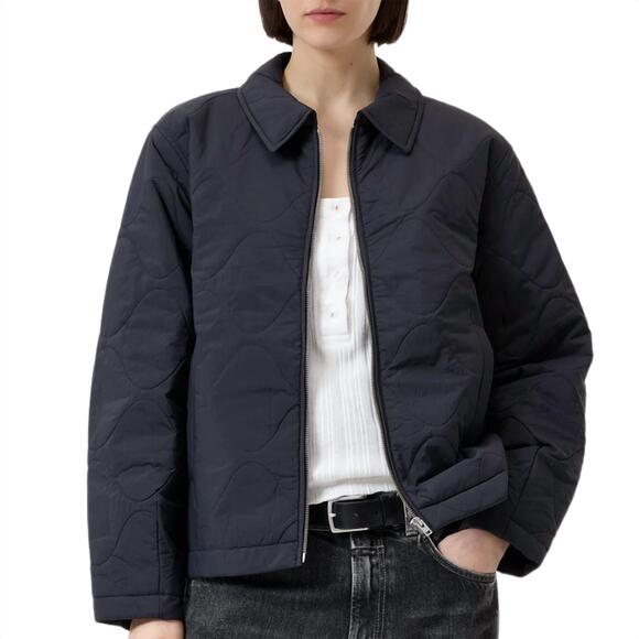 NEW CLOSED women's quilted bomber jacket in black - Picture 4 of 4